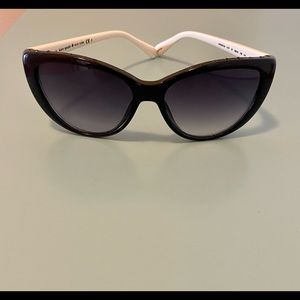 Kate Spade Jodene black and white cat eye sunglasses new without tags